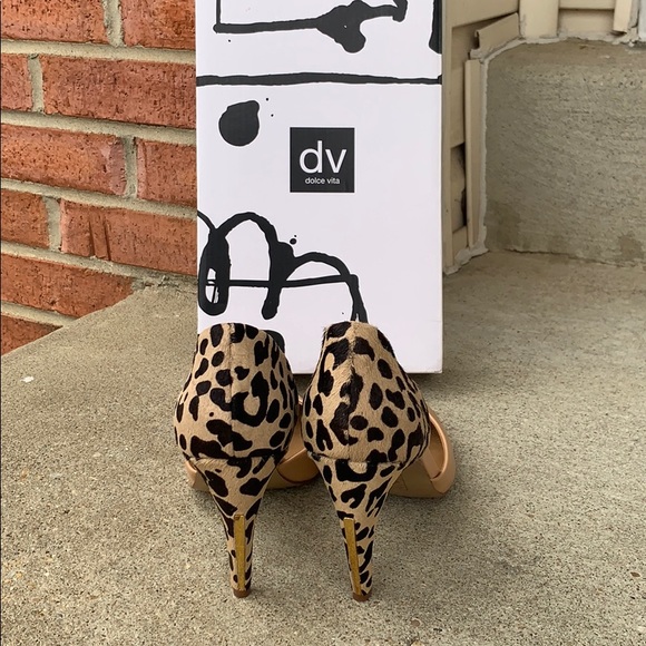 💫NEW! DV by Dolce Vita Pamona leather pumps - Picture 5 of 8